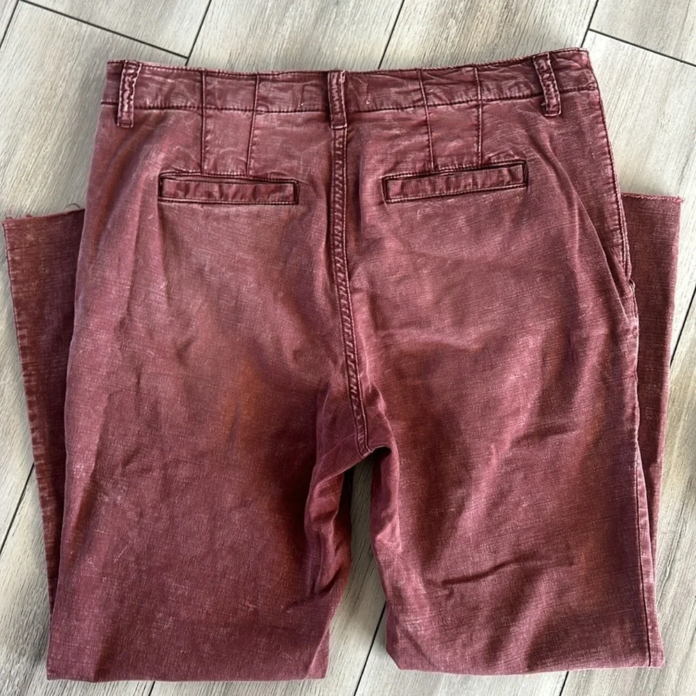 By Anthropologie size 6 raw hem baggy pants in mauve color
